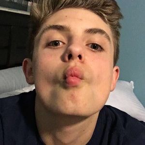 Meet your Posher, Will